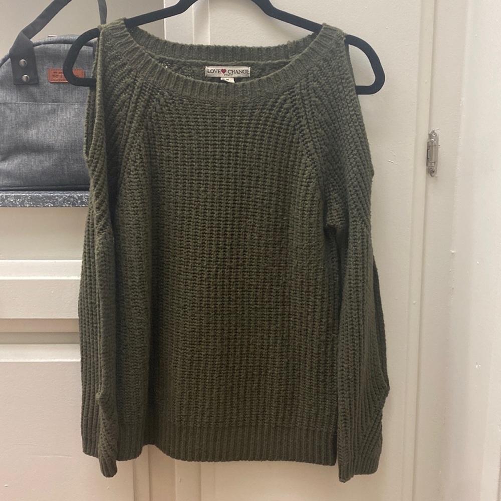 Green cutout knitted sweater